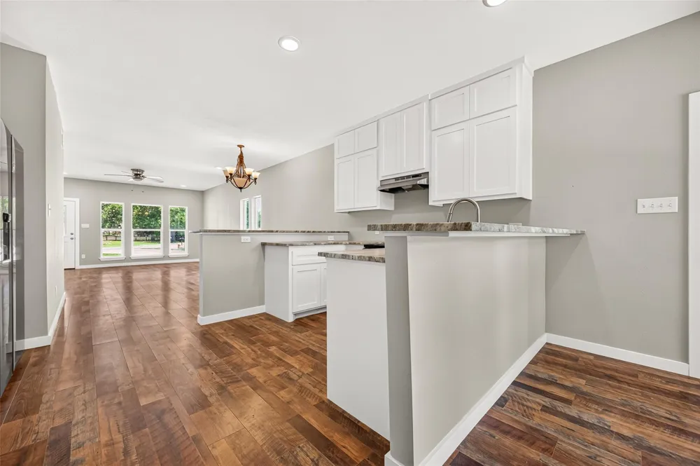 1147 Baja Road Montgomery, TX 77356