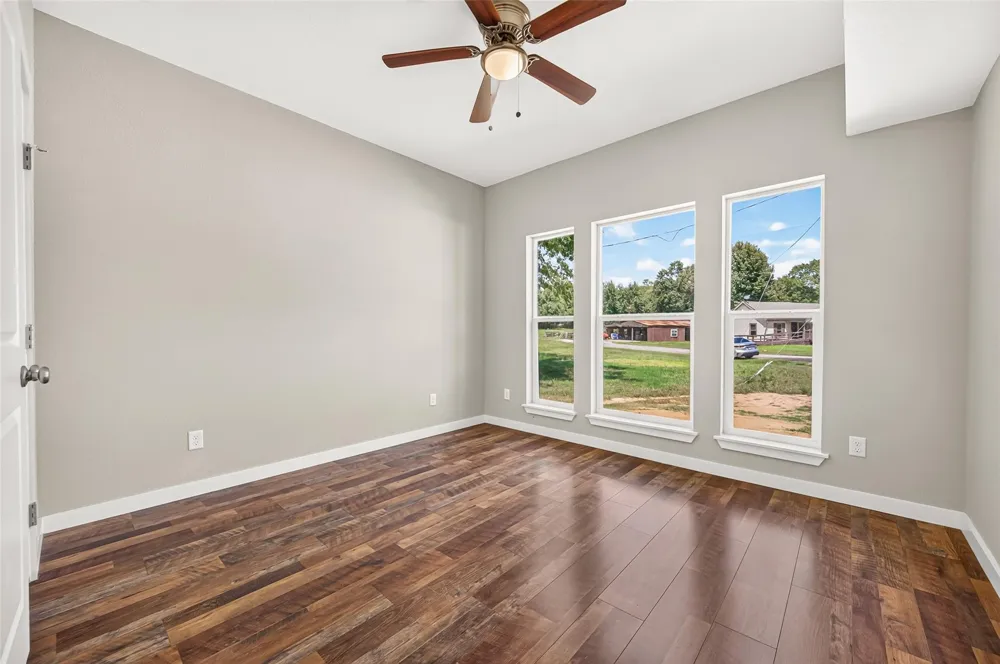 1147 Baja Road Montgomery, TX 77356