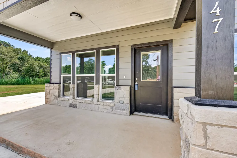 1147 Baja Road Montgomery, TX 77356
