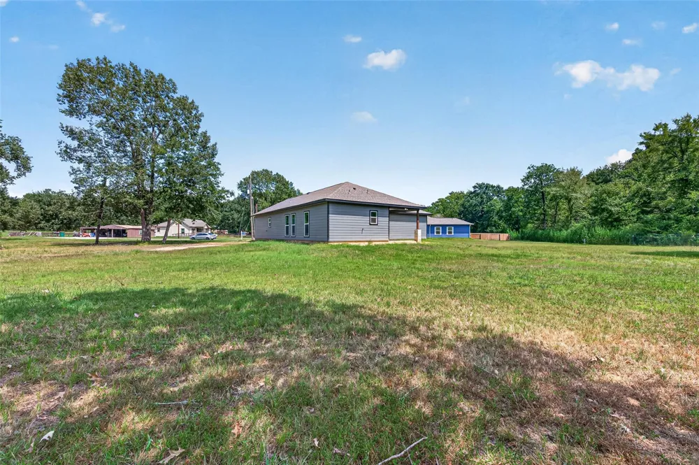 1147 Baja Road Montgomery, TX 77356