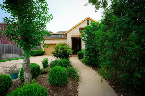 6514 Monrovia Lane