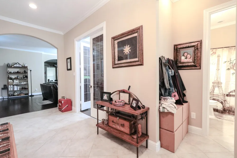 6514 Monrovia Lane Sugar Land, TX 77479