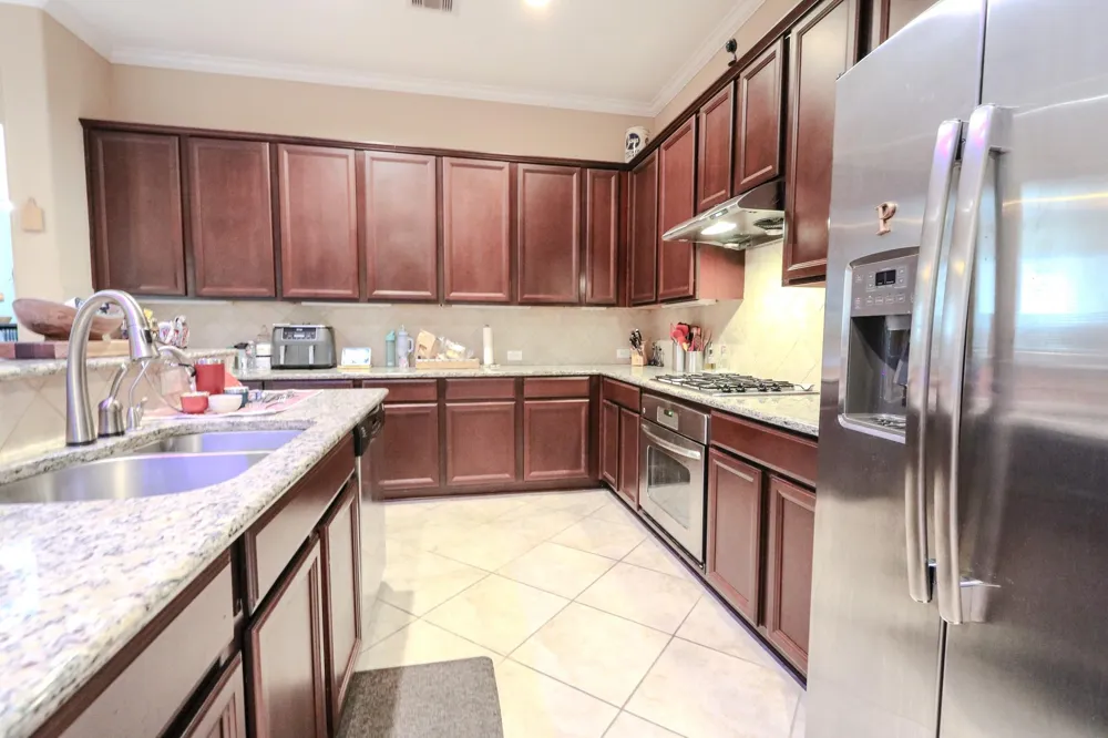 6514 Monrovia Lane Sugar Land, TX 77479