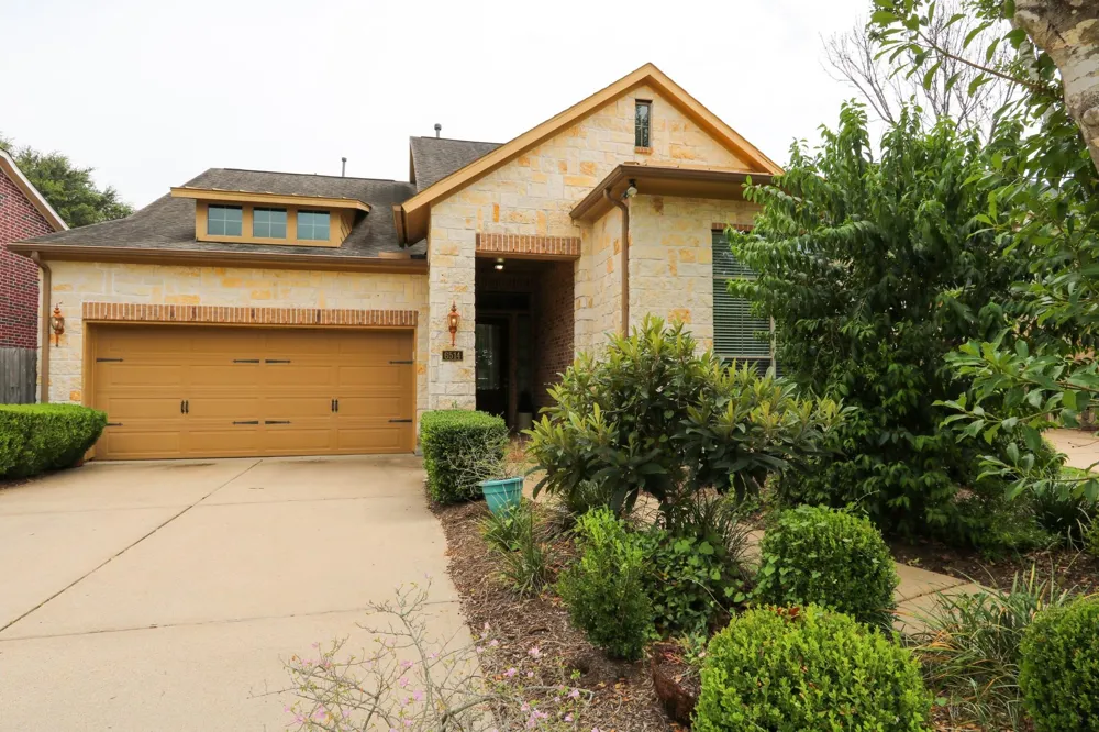 6514 Monrovia Lane Sugar Land, TX 77479