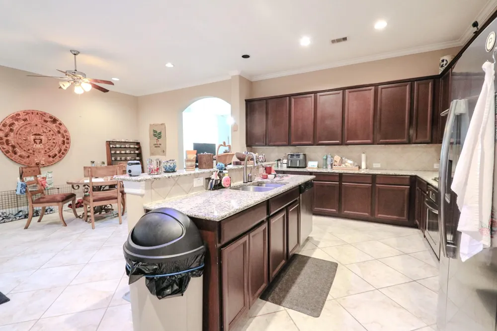 6514 Monrovia Lane Sugar Land, TX 77479