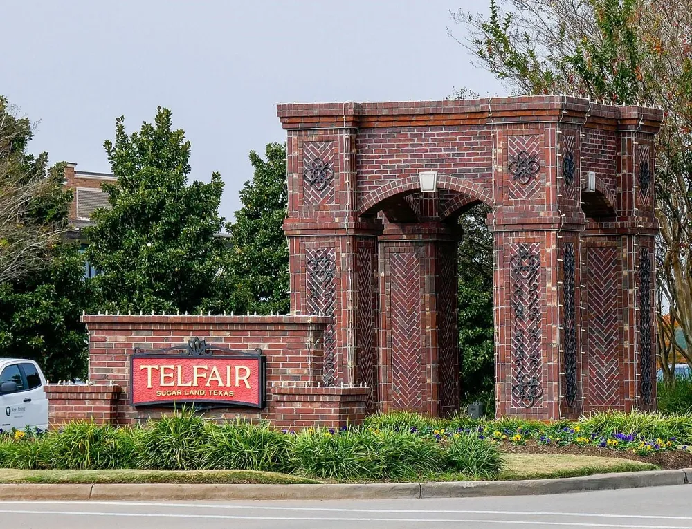 6514 Monrovia Lane Sugar Land, TX 77479