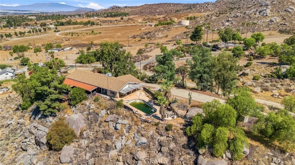 30321 Norden Homeland, CA 92548
