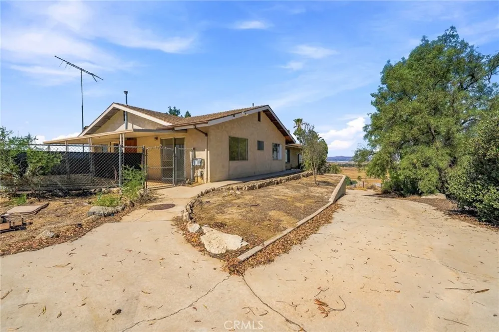 30321 Norden Homeland, CA 92548