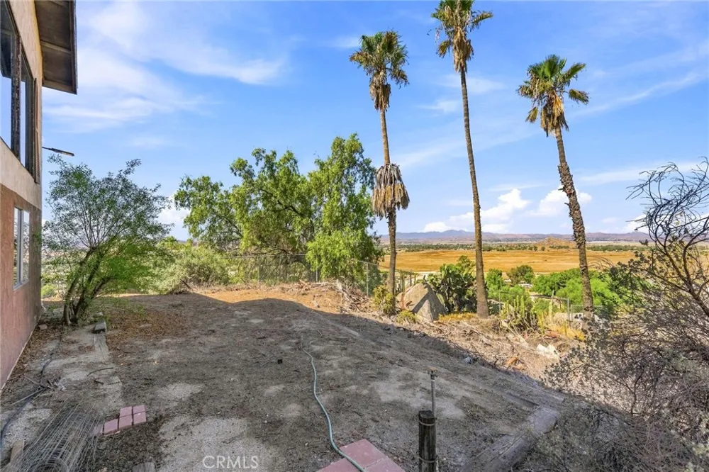 30321 Norden Homeland, CA 92548