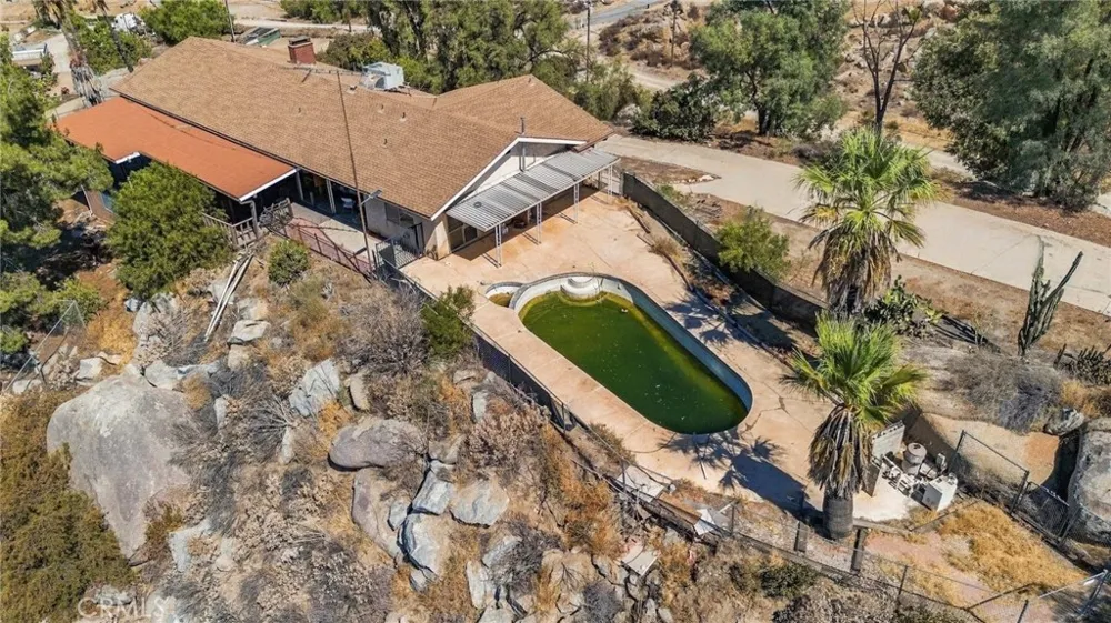 30321 Norden Homeland, CA 92548