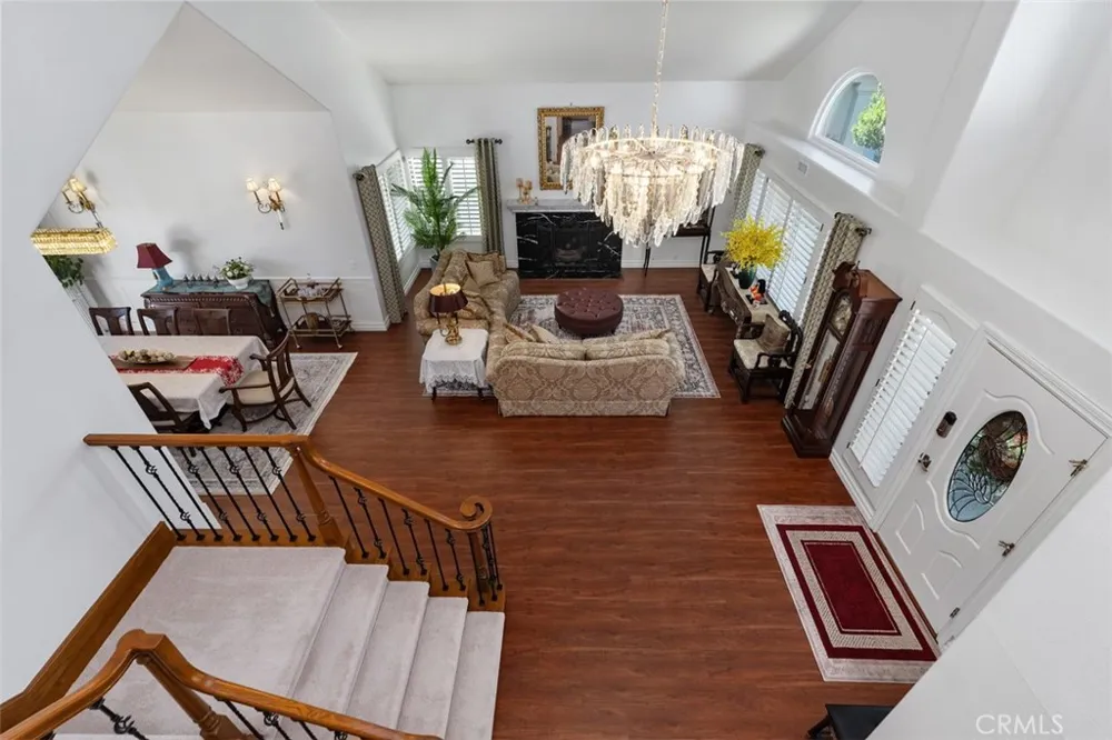 22385 Pineglen Mission Viejo, CA 92692