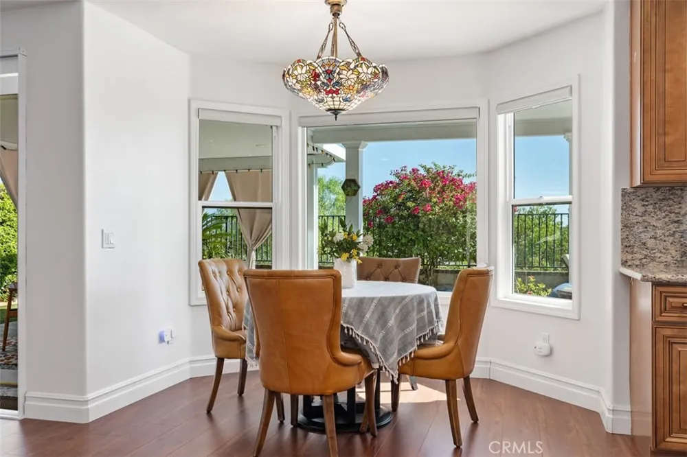 22385 Pineglen Mission Viejo, CA 92692