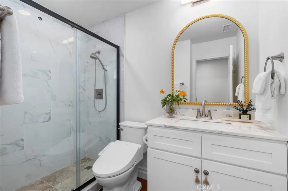 22385 Pineglen Mission Viejo, CA 92692