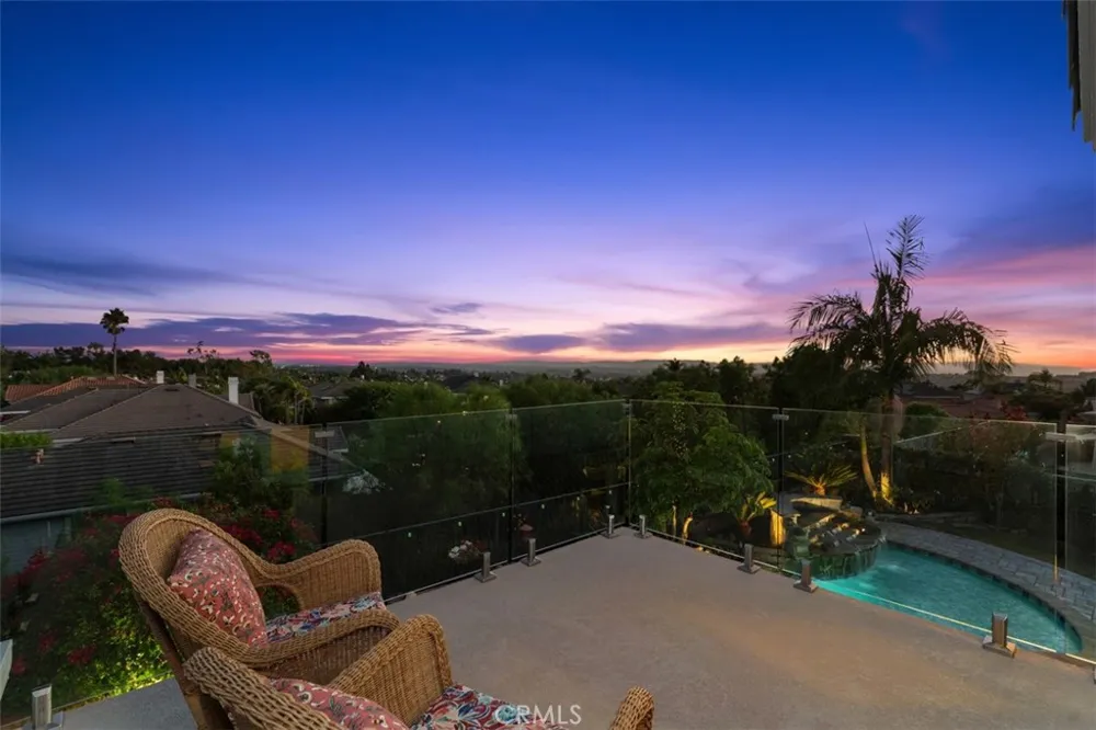 22385 Pineglen Mission Viejo, CA 92692