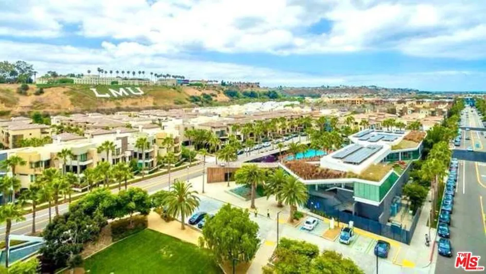 13173 Pacific #103 Playa Vista, CA 90094