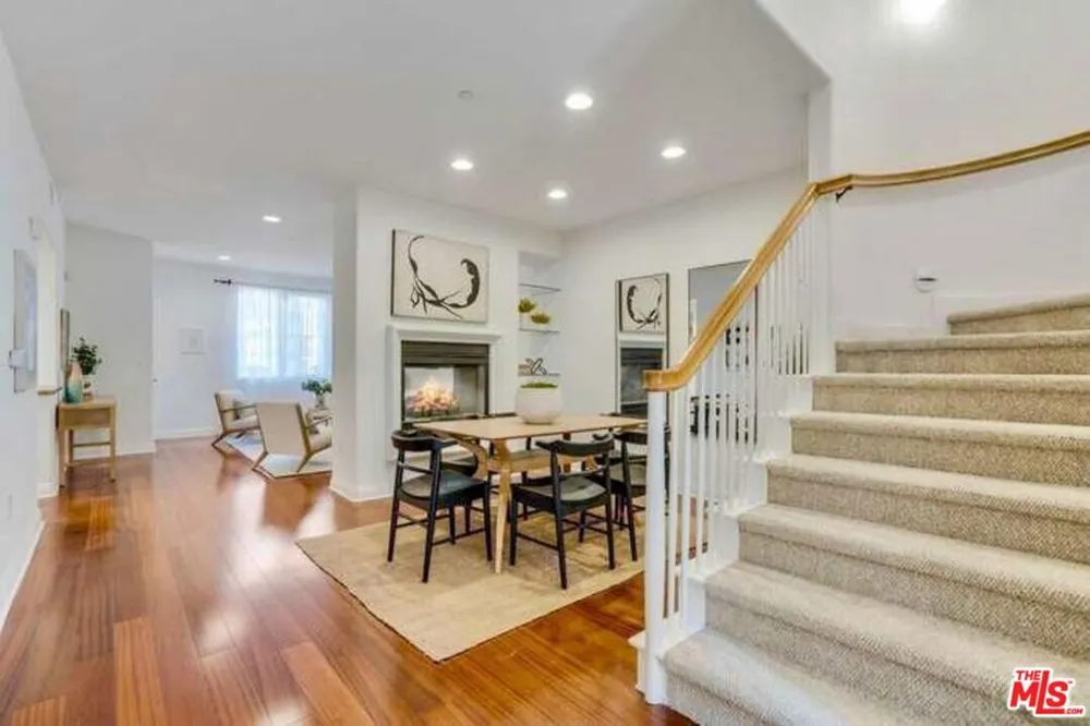 13173 Pacific #103 Playa Vista, CA 90094