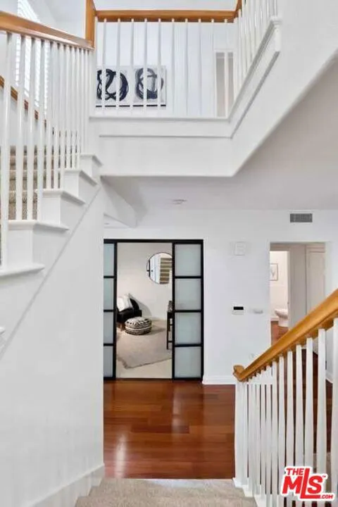13173 Pacific #103 Playa Vista, CA 90094