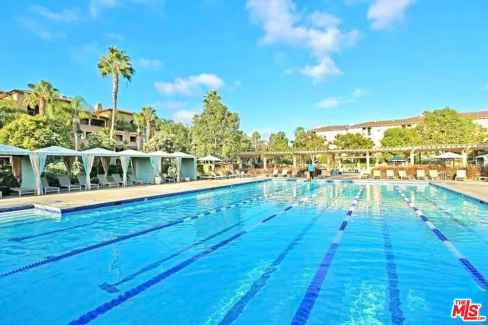 13173 Pacific #103 Playa Vista, CA 90094