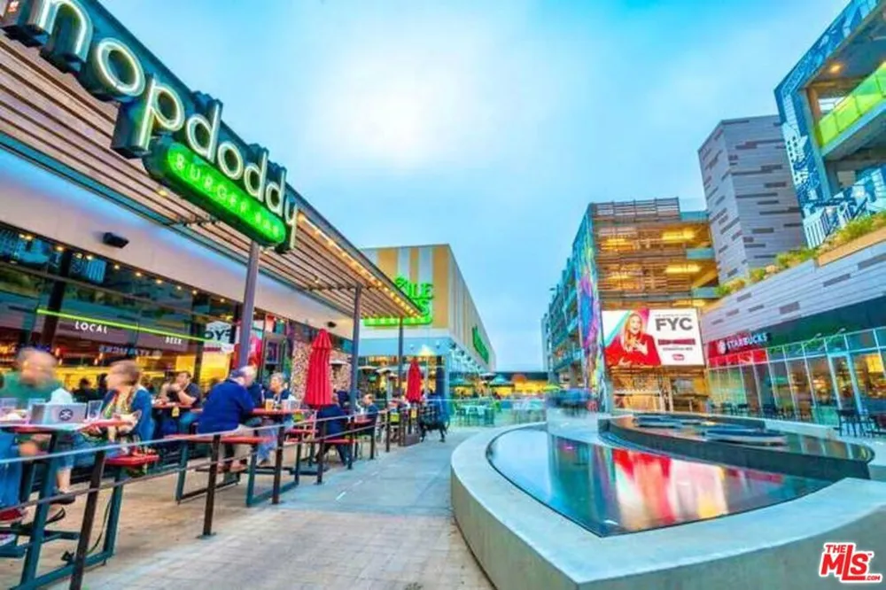 13173 Pacific #103 Playa Vista, CA 90094