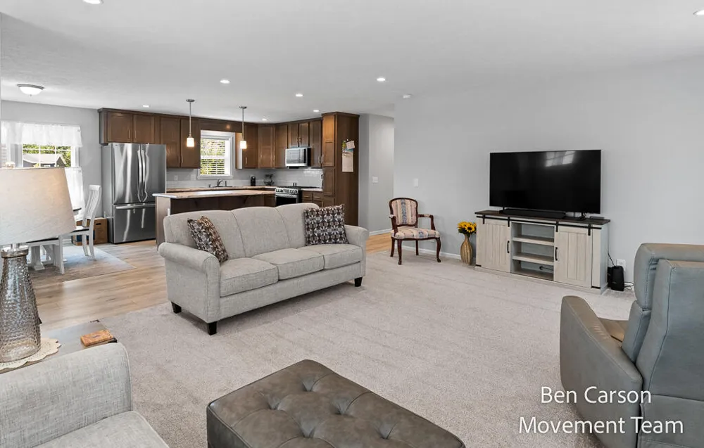 5227 Floral Wood Lane Holland, MI 49423