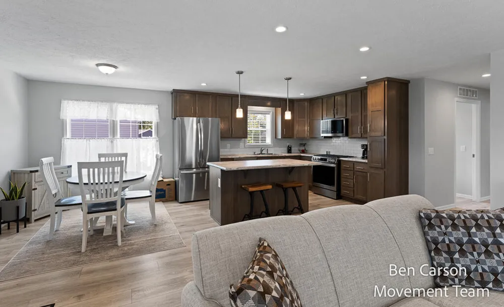 5227 Floral Wood Lane Holland, MI 49423