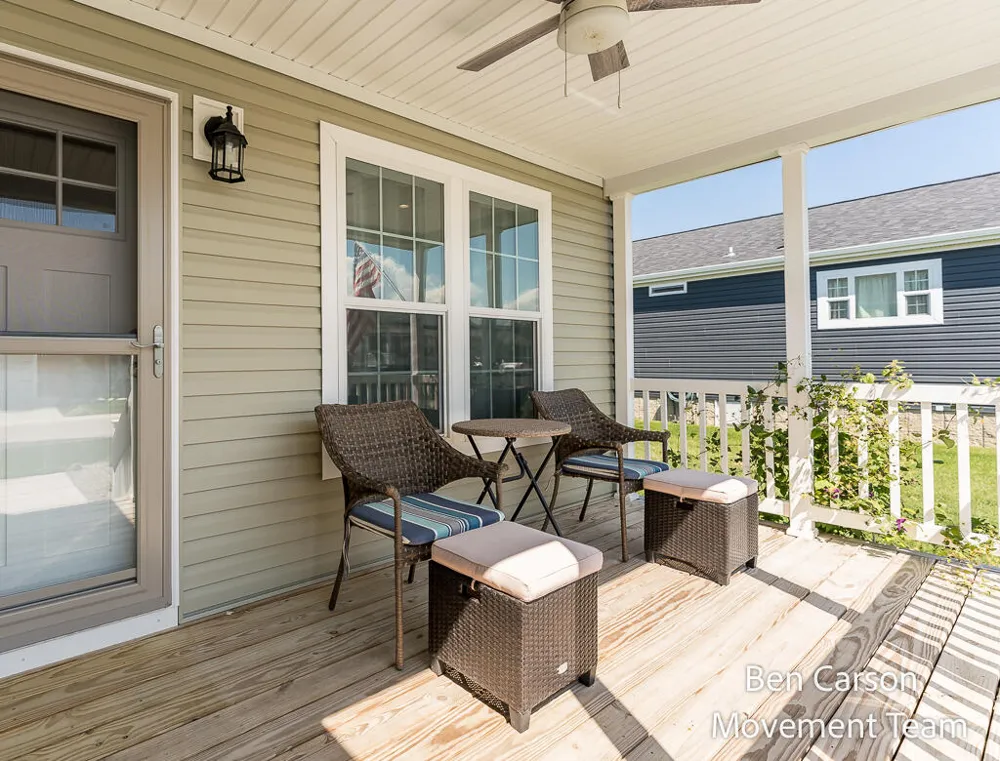 5227 Floral Wood Lane Holland, MI 49423
