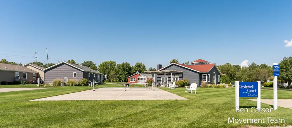 5227 Floral Wood Lane Holland, MI 49423