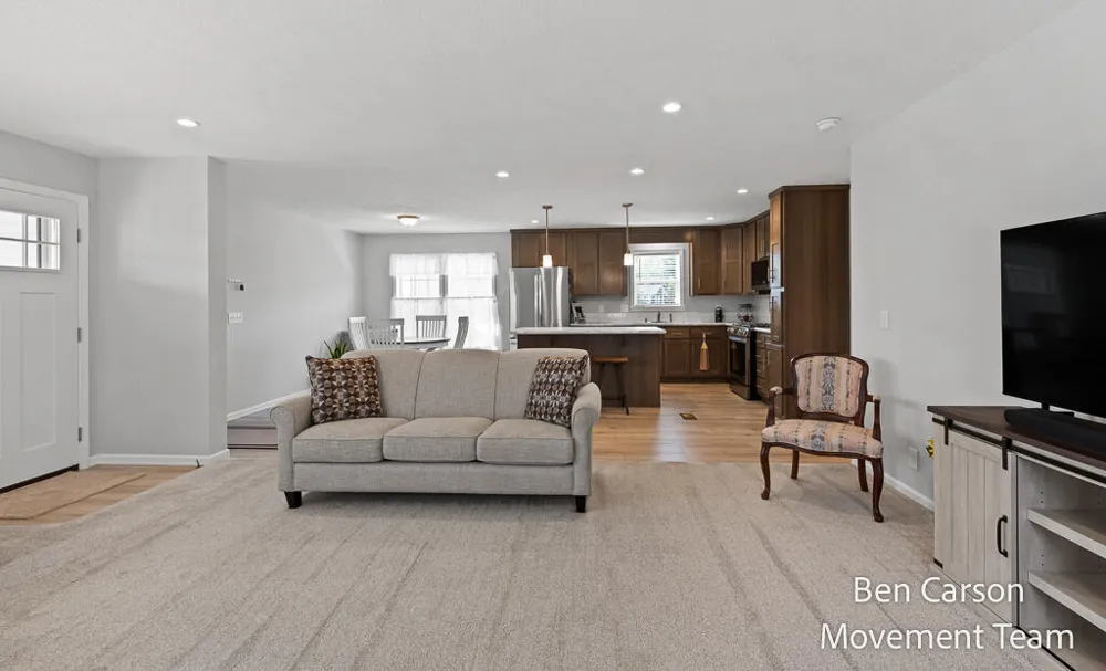 5227 Floral Wood Lane Holland, MI 49423