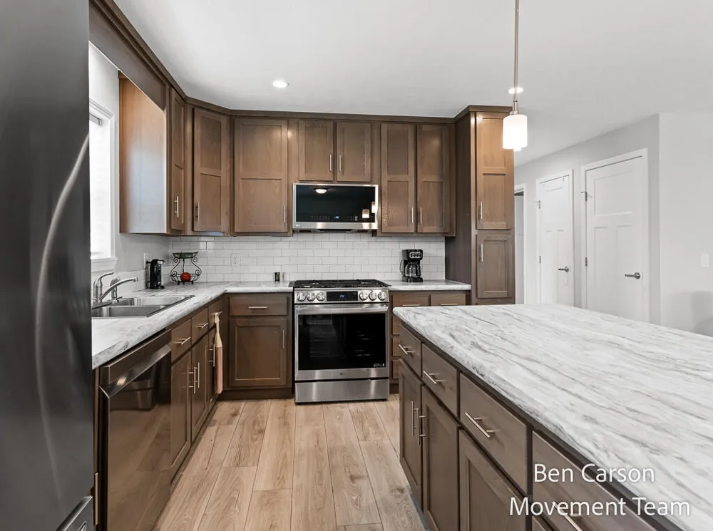5227 Floral Wood Lane Holland, MI 49423