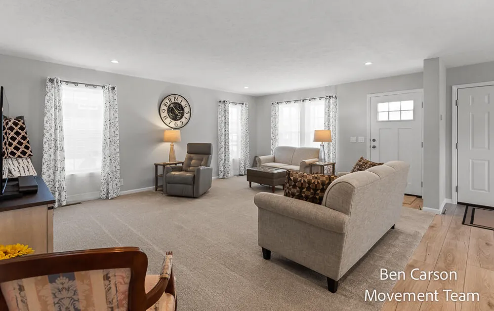 5227 Floral Wood Lane Holland, MI 49423
