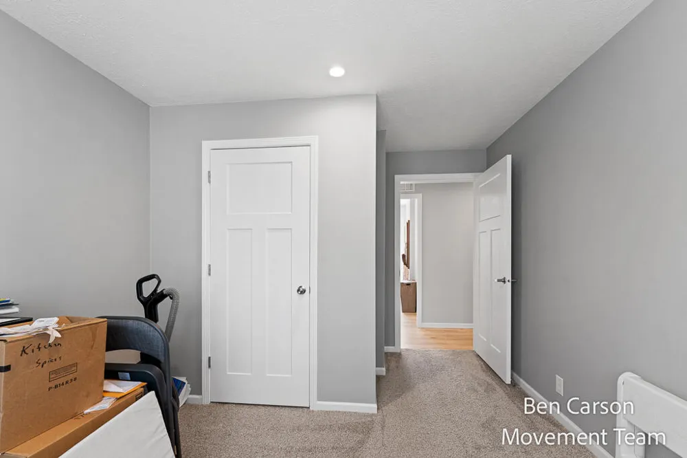 5227 Floral Wood Lane Holland, MI 49423
