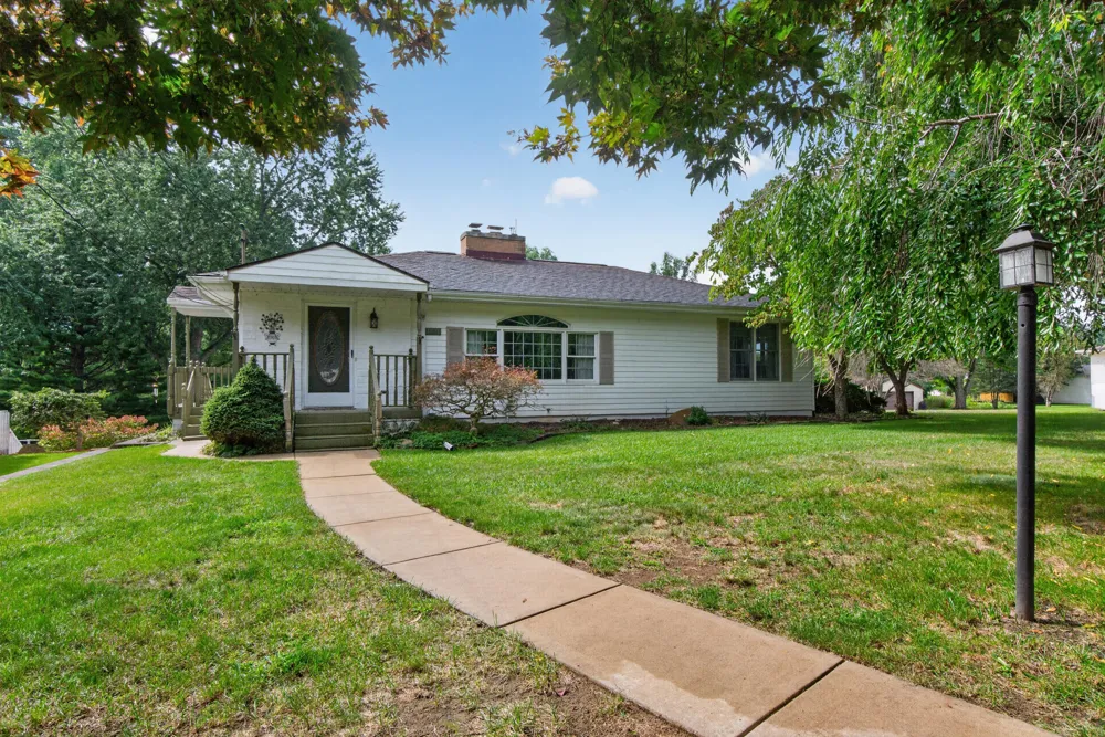 1521 Jericho Road Jackson, MI 49203