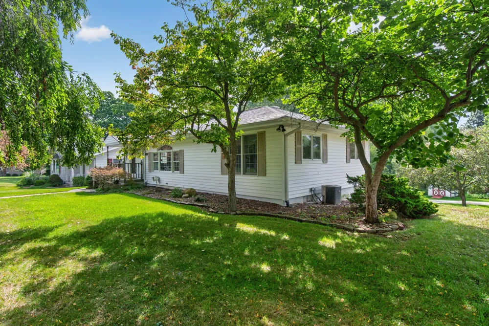 1521 Jericho Road Jackson, MI 49203