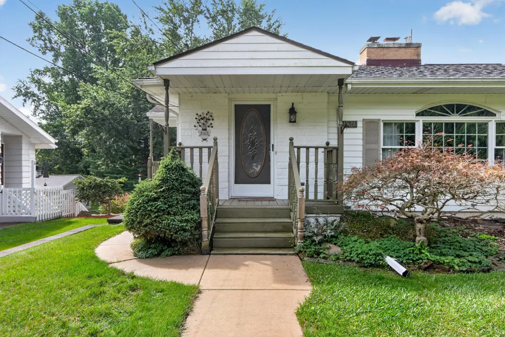 1521 Jericho Road Jackson, MI 49203