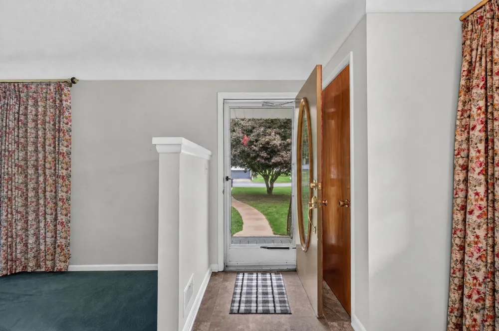 1521 Jericho Road Jackson, MI 49203