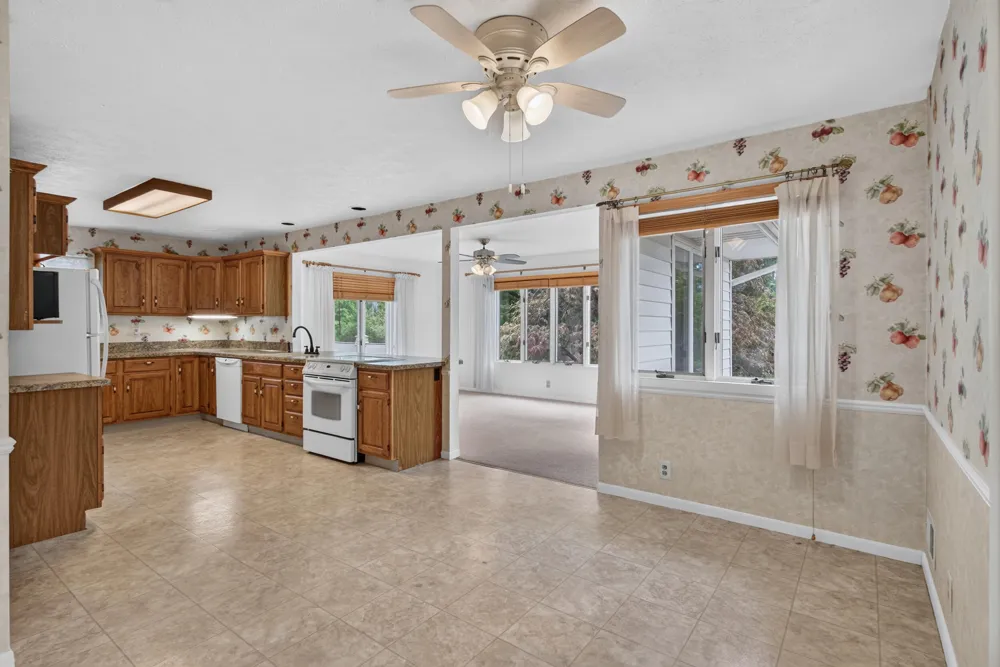 1521 Jericho Road Jackson, MI 49203