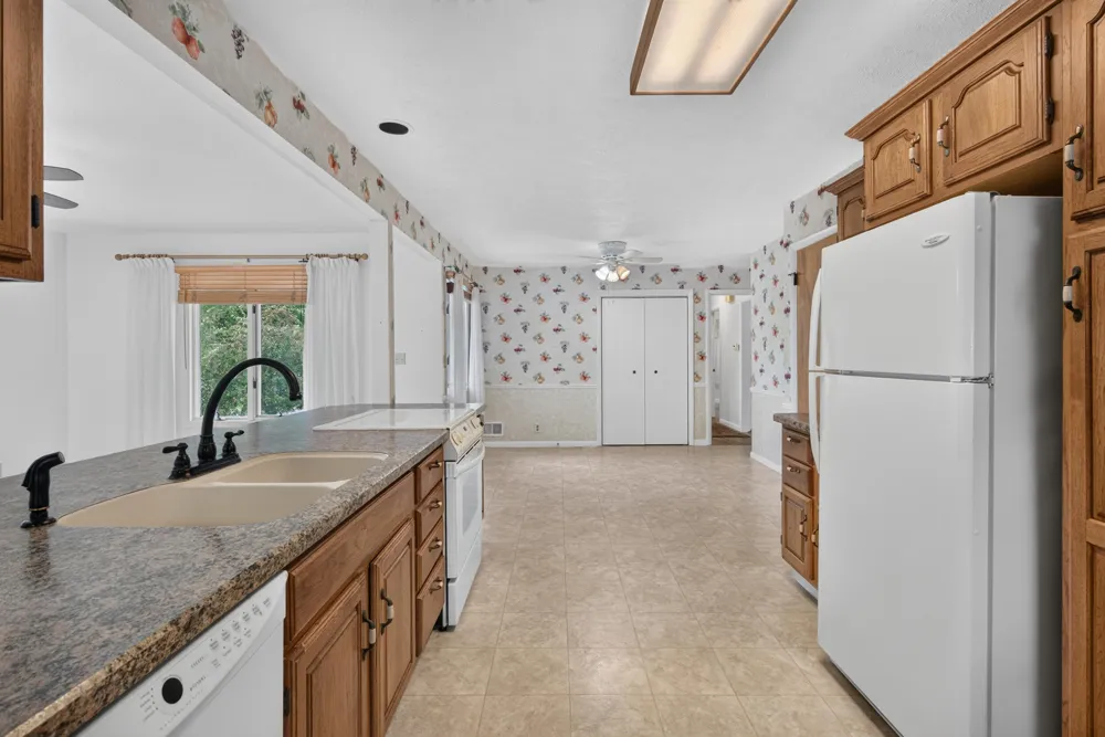 1521 Jericho Road Jackson, MI 49203