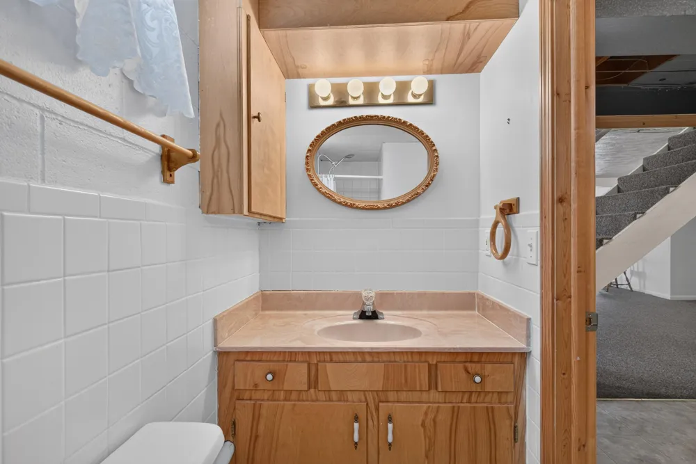 1521 Jericho Road Jackson, MI 49203