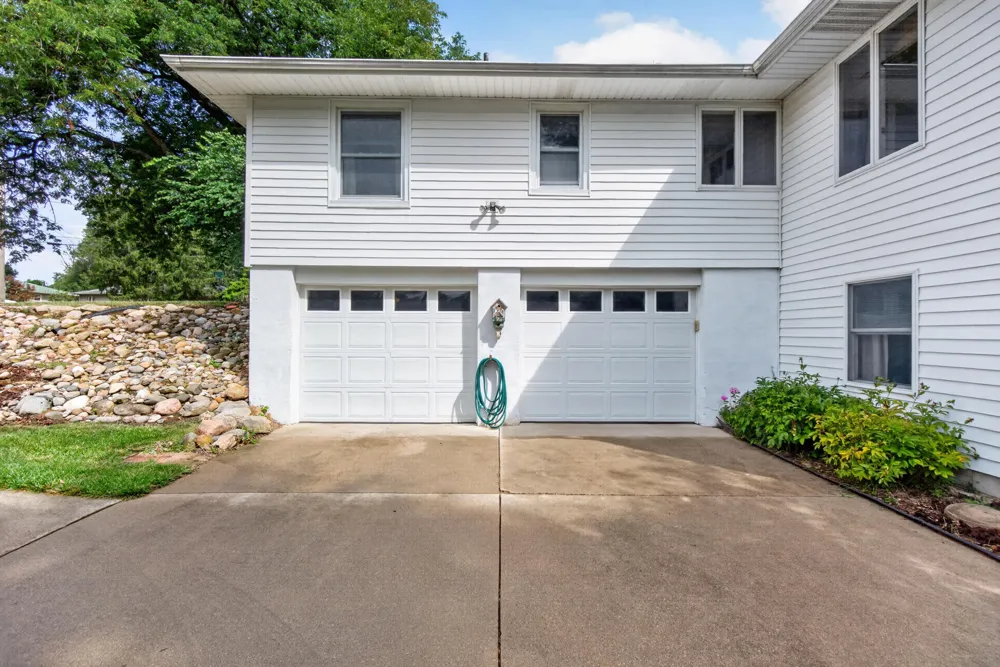 1521 Jericho Road Jackson, MI 49203
