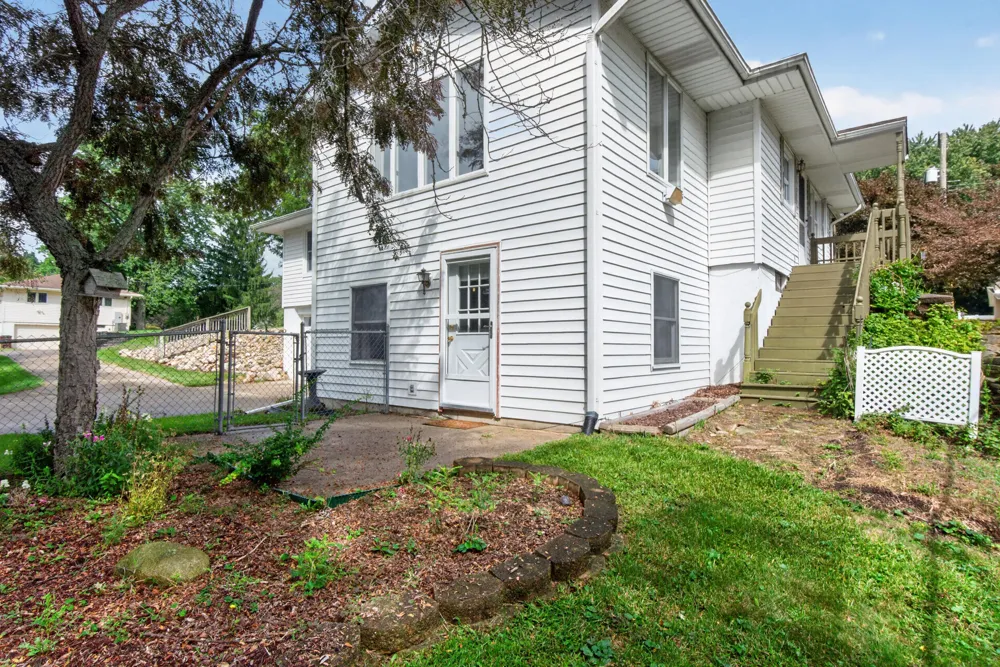 1521 Jericho Road Jackson, MI 49203