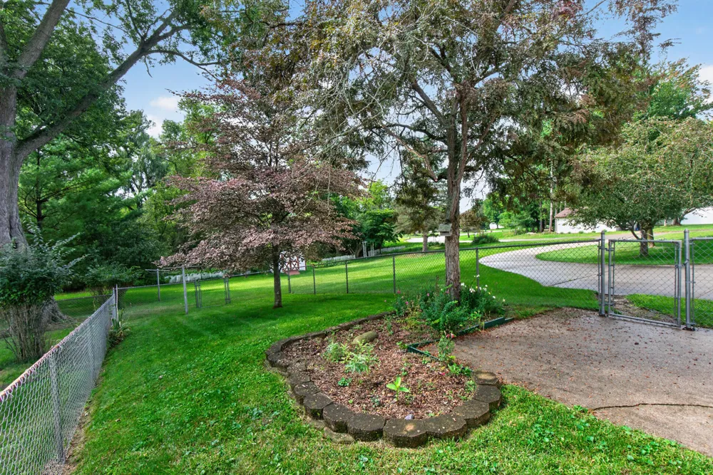 1521 Jericho Road Jackson, MI 49203