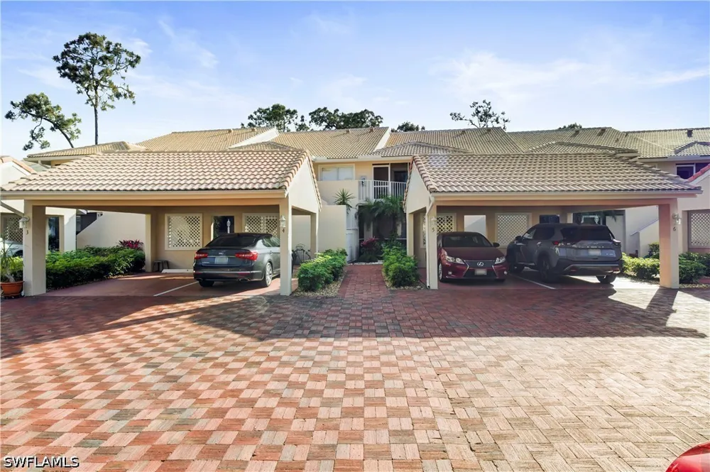Hidden Lake Drive #5 Naples, FL 34112