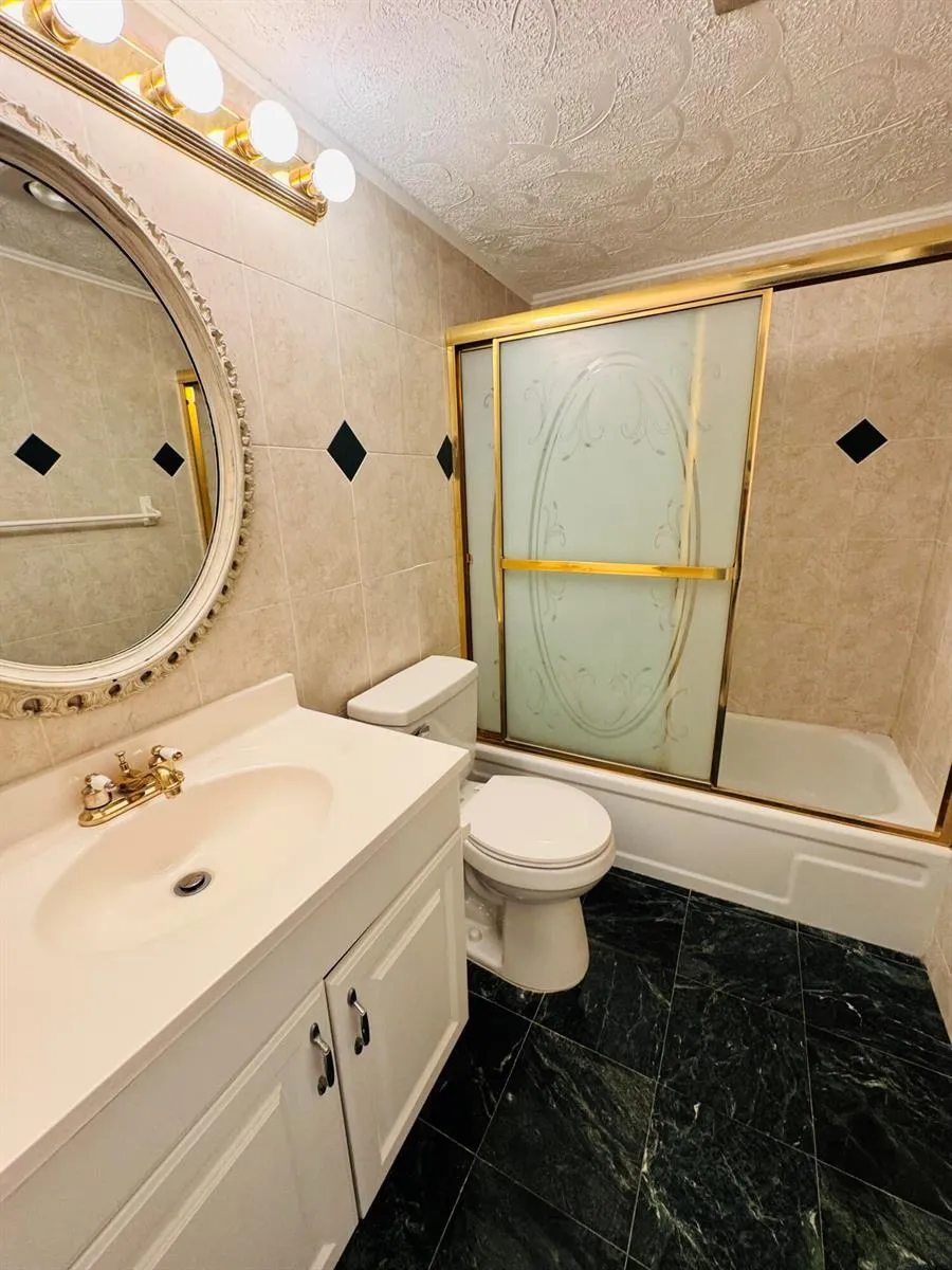 218 Kent M #M West Palm Beach, FL 33417