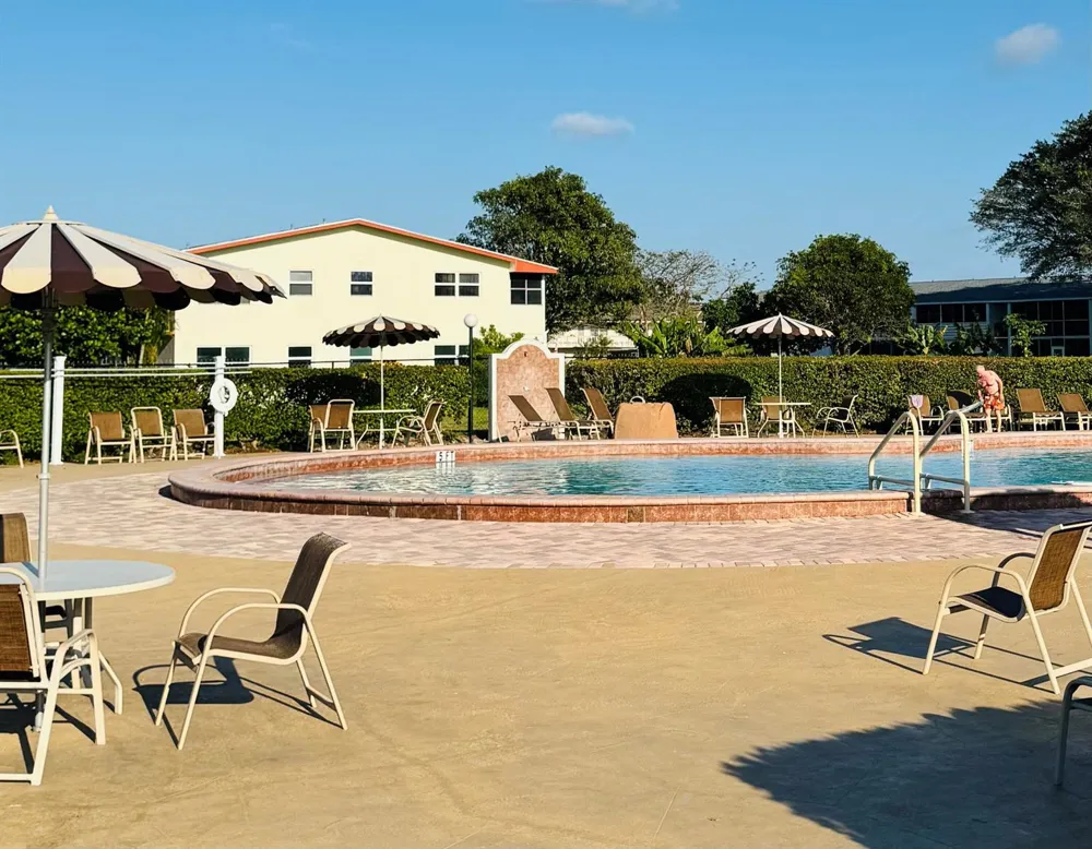218 Kent M #M West Palm Beach, FL 33417
