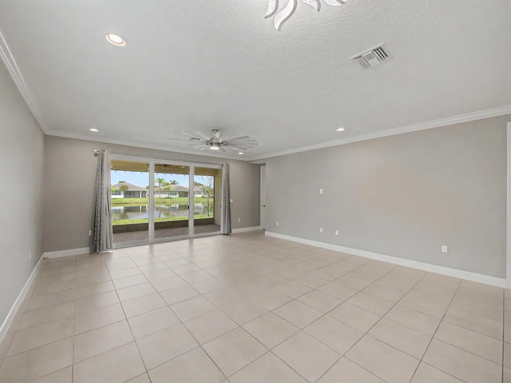 11826 SW Brighton Falls Drive Port St. Lucie, FL 34987