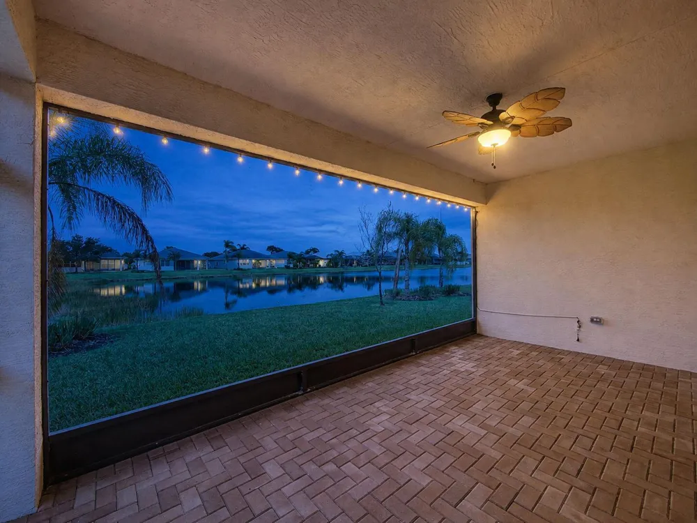 11826 SW Brighton Falls Drive Port St. Lucie, FL 34987