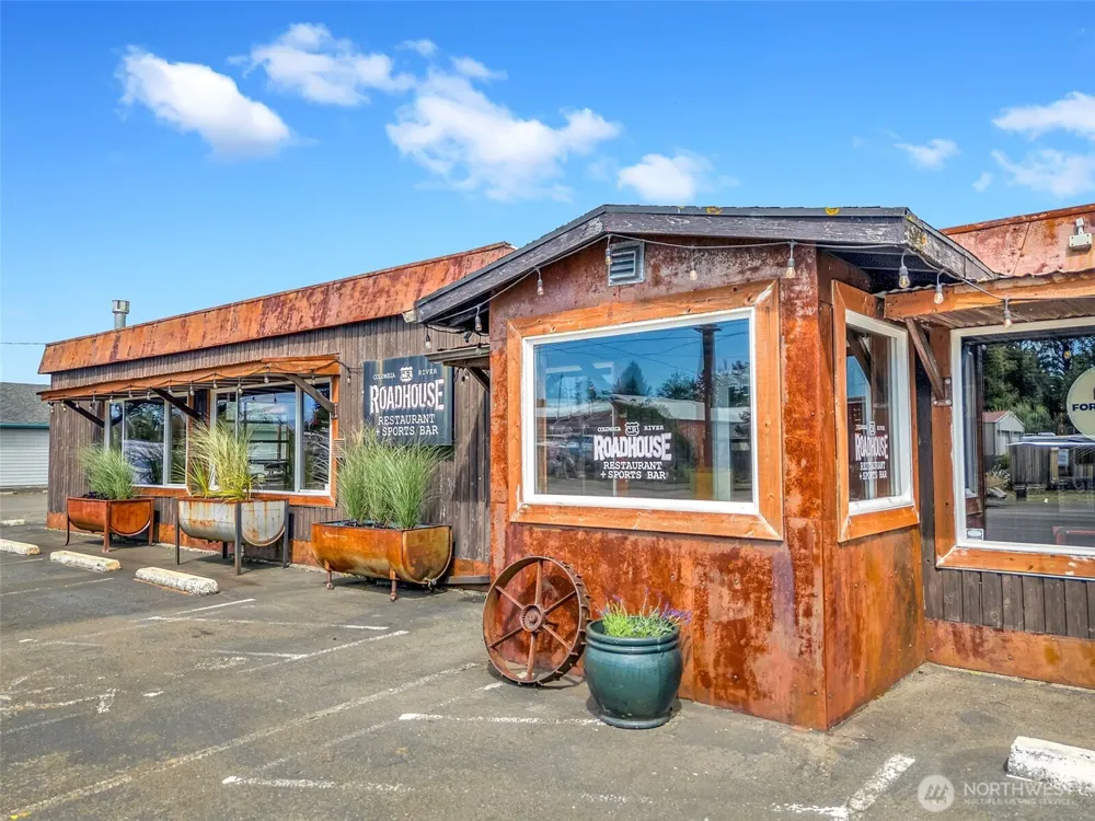 782 U.S. 101 Highway Chinook, WA 98614