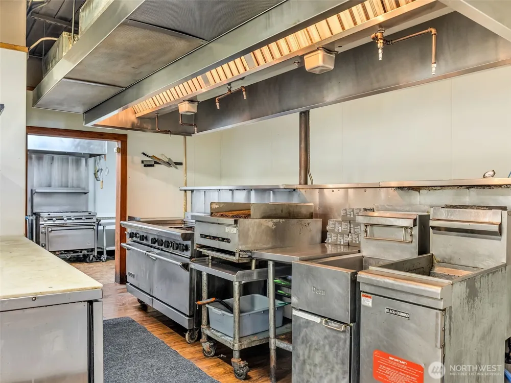 782 U.S. 101 Highway Chinook, WA 98614