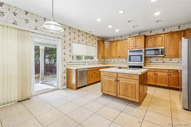 5974 Sparrow Avenue Longmont, CO 80504