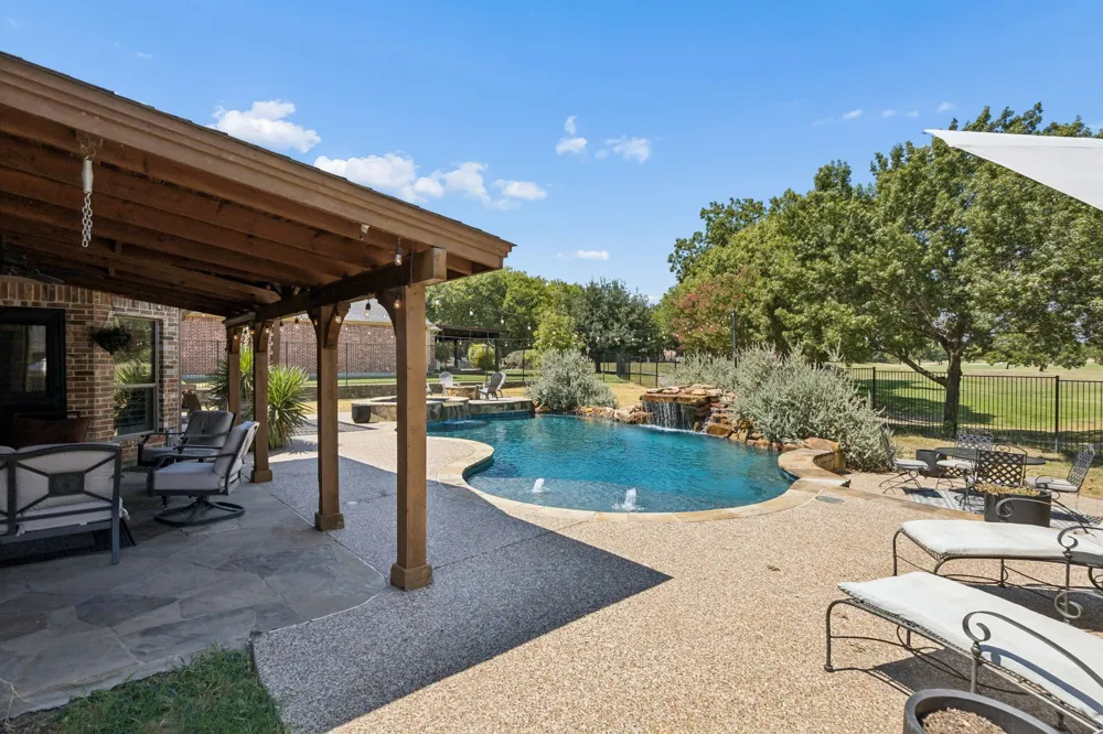 10117 Huffines Drive Rowlett, TX 75089